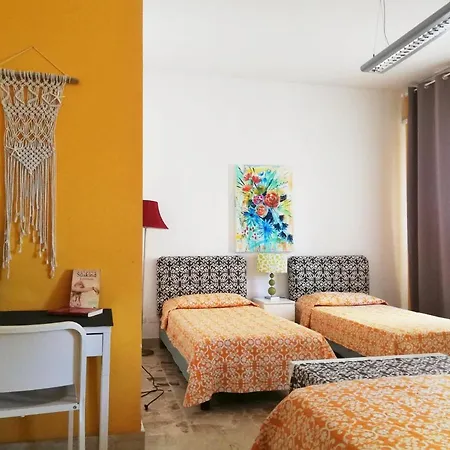 Alojamento de Acomodação e Pequeno-almoço Trinaco 3*