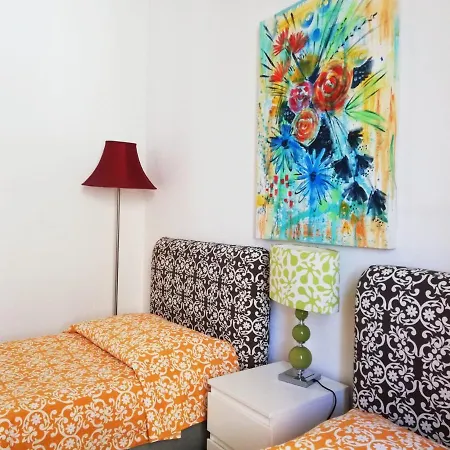 Trinaco Alojamento de Acomodação e Pequeno-almoço