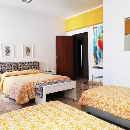 Trinaco Alojamento de Acomodação e Pequeno-almoço Catânia